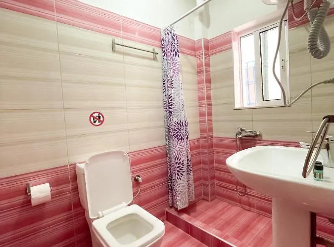 Andrey Hostel Saranda