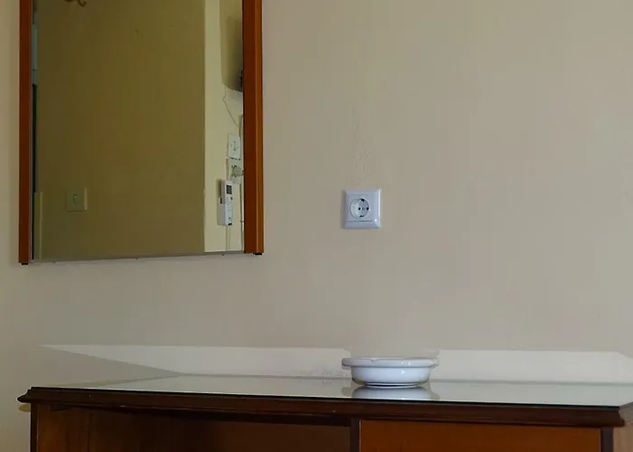 Andrey Hostel Saranda